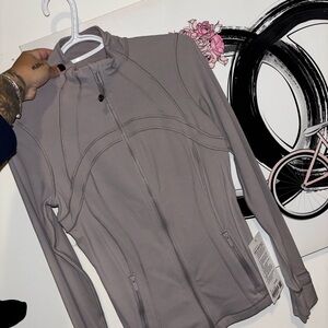 Mauve grey lulu define